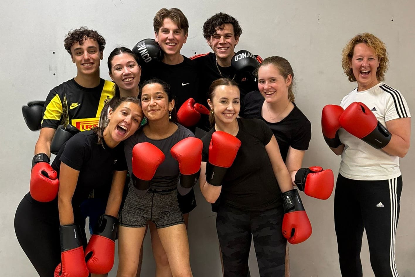 WhatsApp-Image-2025-06-02-at-16.15.38-1466x944